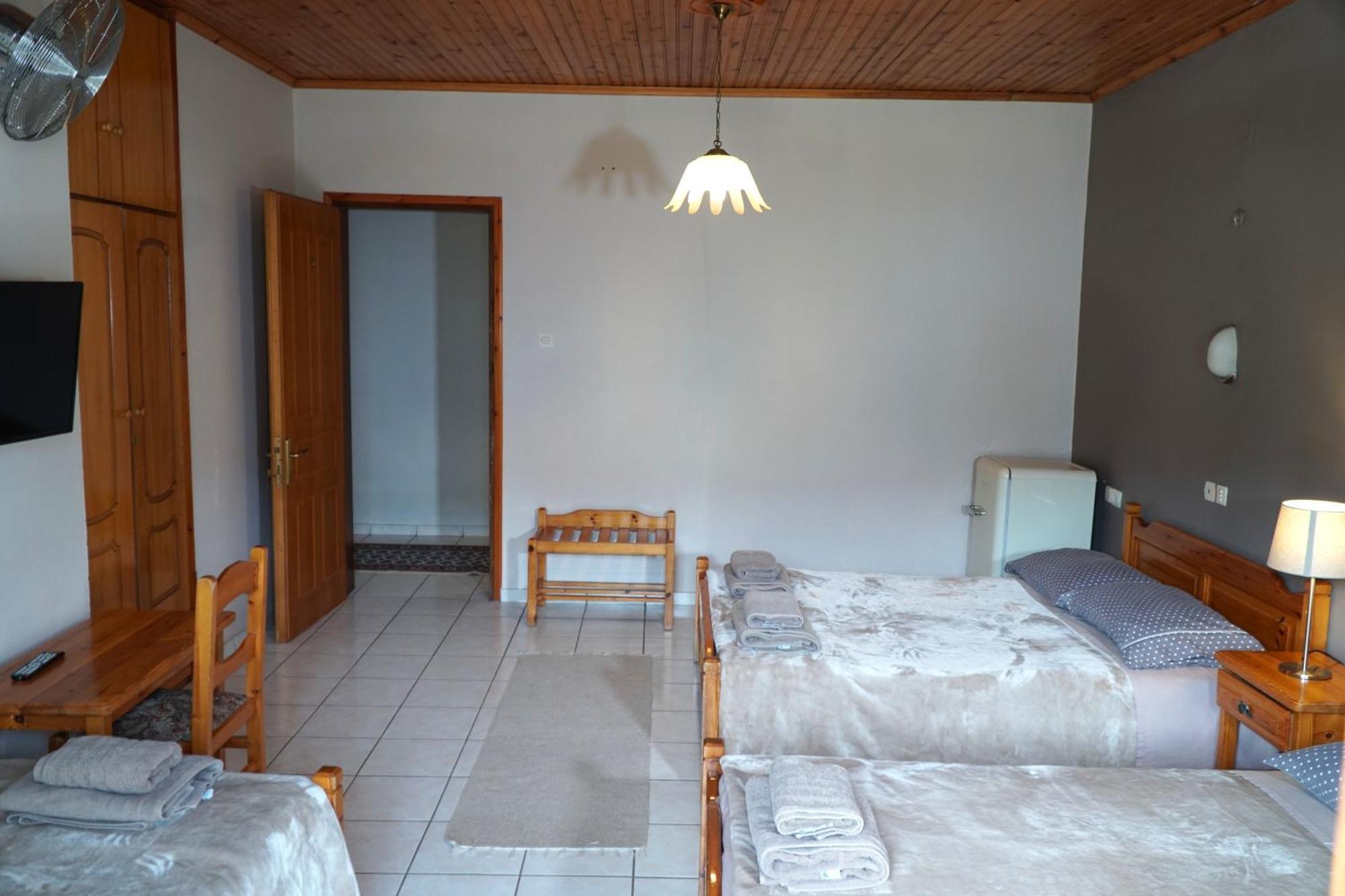 Hotel Defkalion Alli Meria Exterior photo