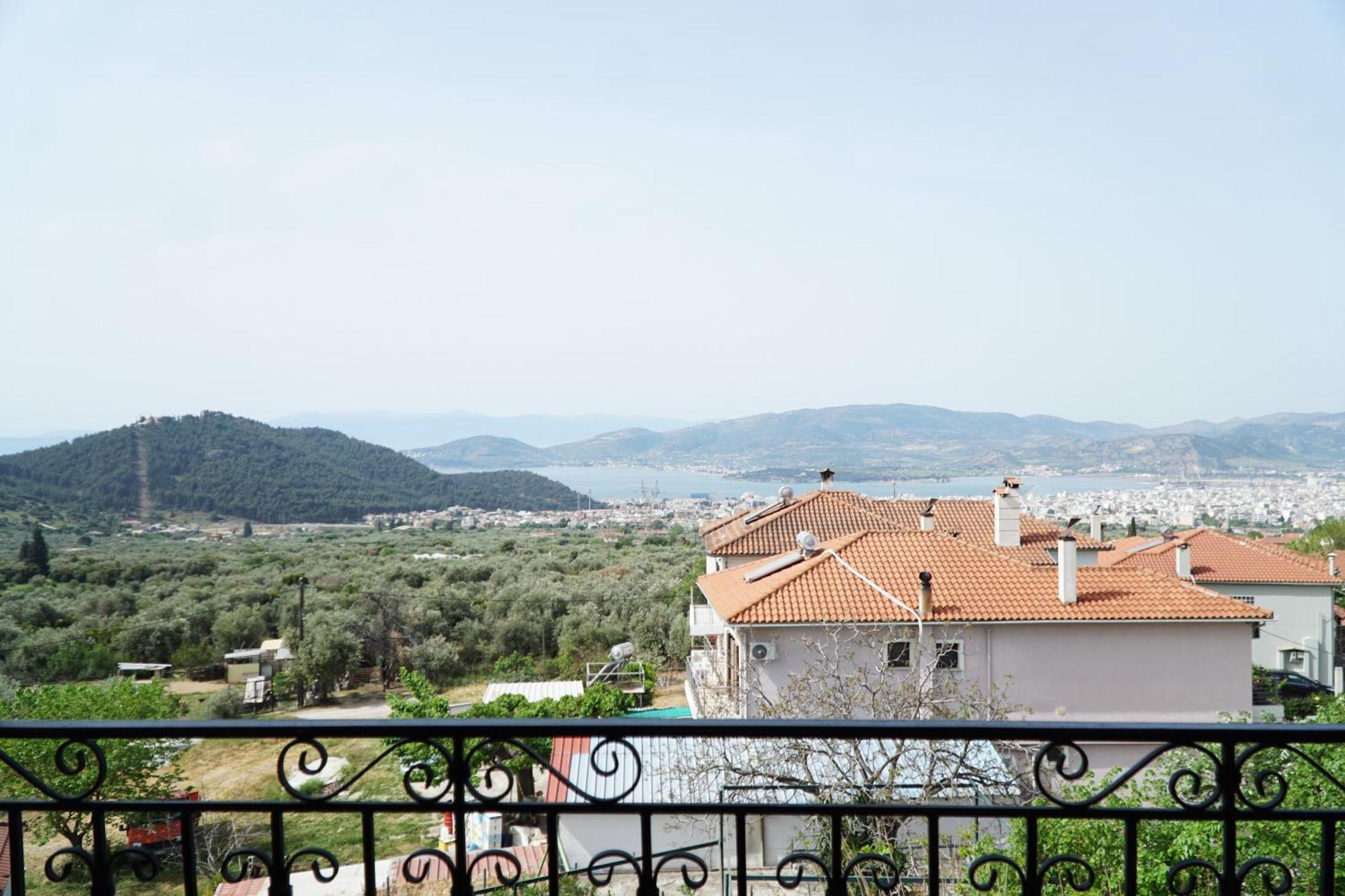 Hotel Defkalion Alli Meria Exterior photo